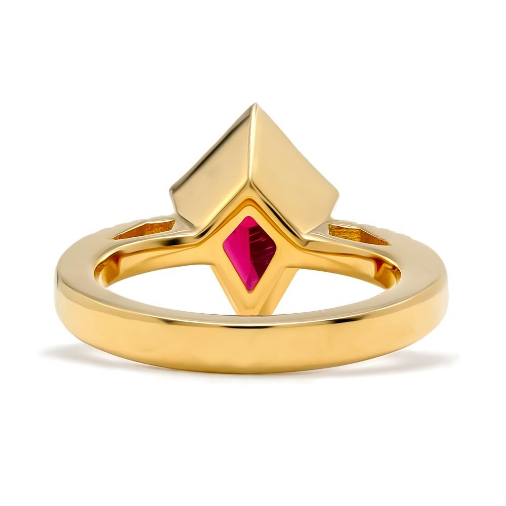 Mark Henry 2.76 Carat Bezeled Kite Rubellite Tourmaline and Diamond Ring In New Condition For Sale In New York, NY