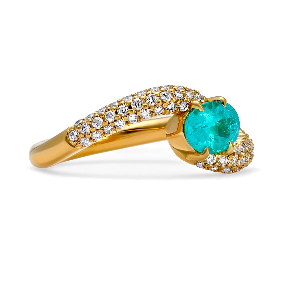 Known for its intense neon blue and green hues, this member of the tourmaline family has distinguished itself as one of the most remarkable and rarest gems in the world. Its unparalleled colors are reminiscent of a crystal clear swimming pool and it