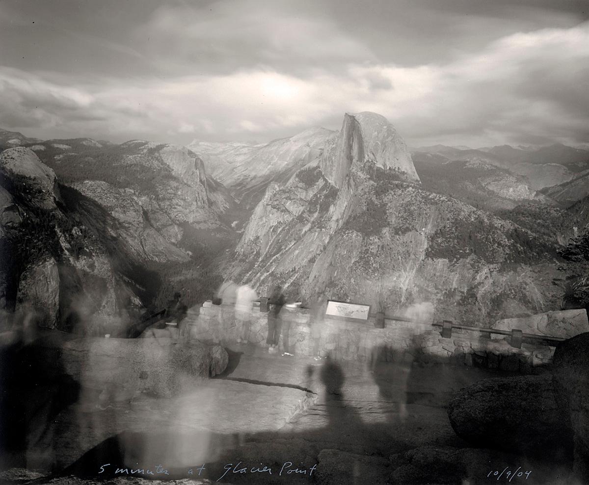 Mark Klett Black and White Photograph – 5 Minuten am Glacier Point, 10/9/04