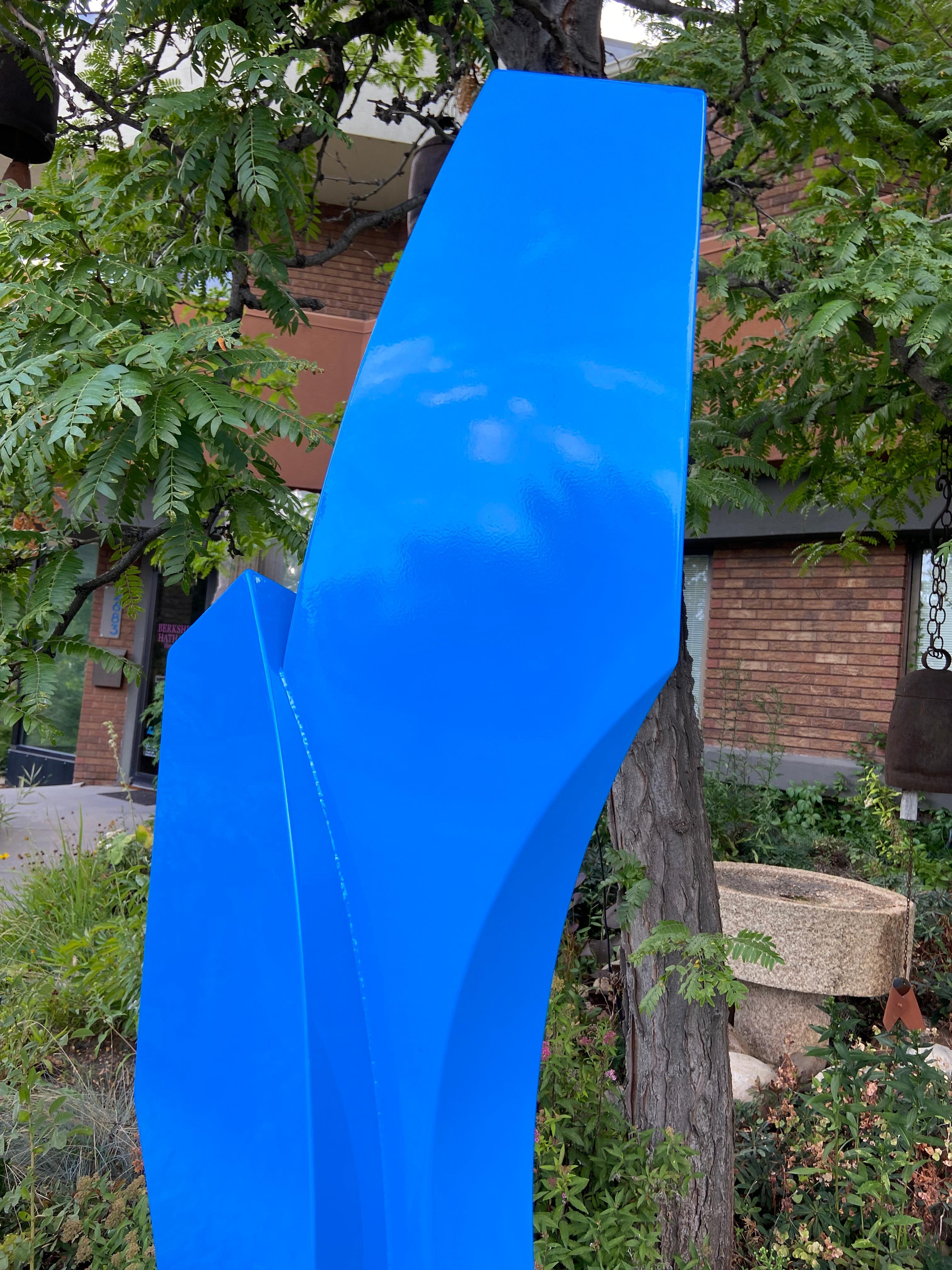 Duet, 6-ft tall sculpture - Contemporary Sculpture by Mark Leichliter
