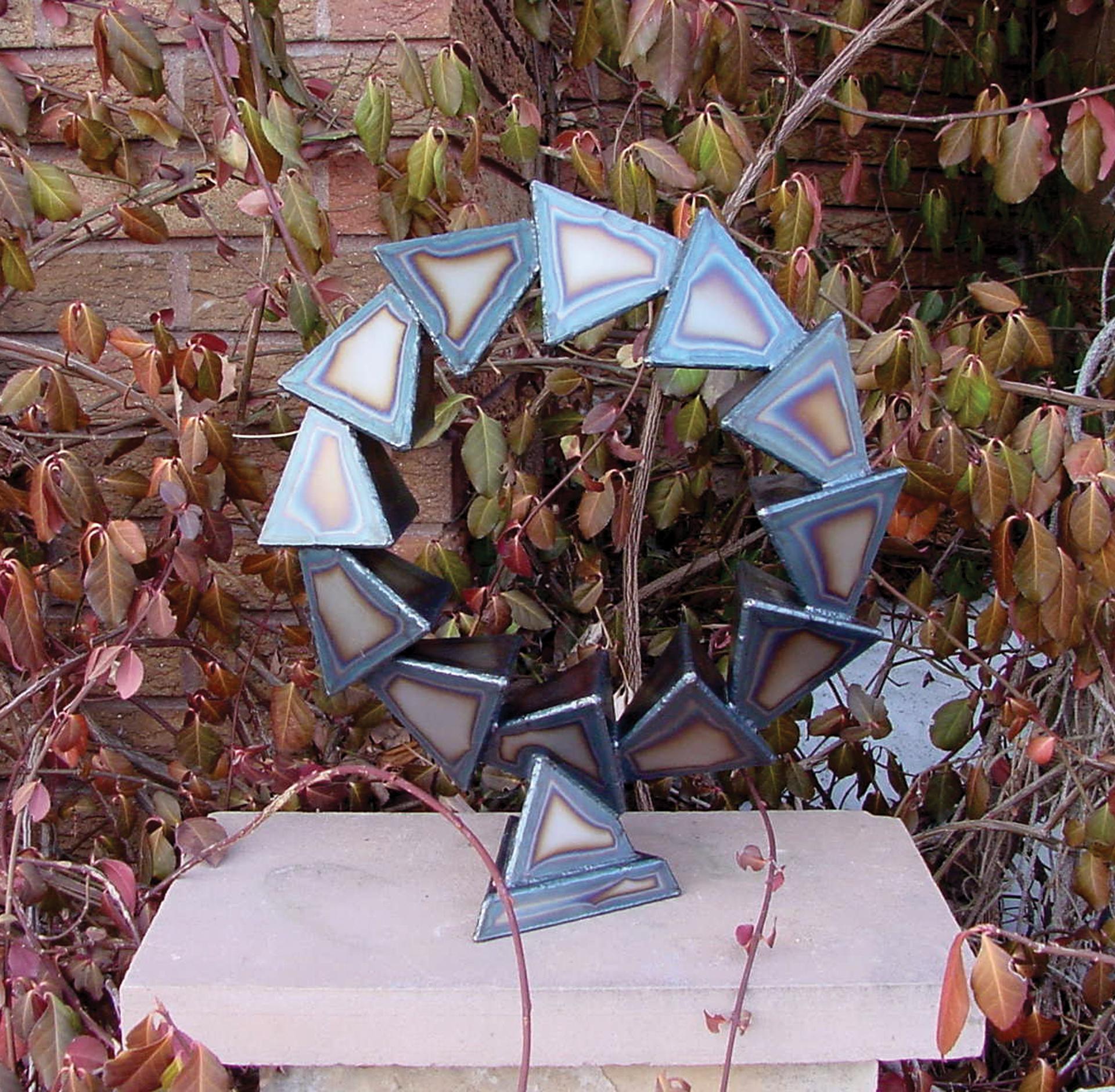 Tetrahedral Sun - Sculpture by Mark Leichliter