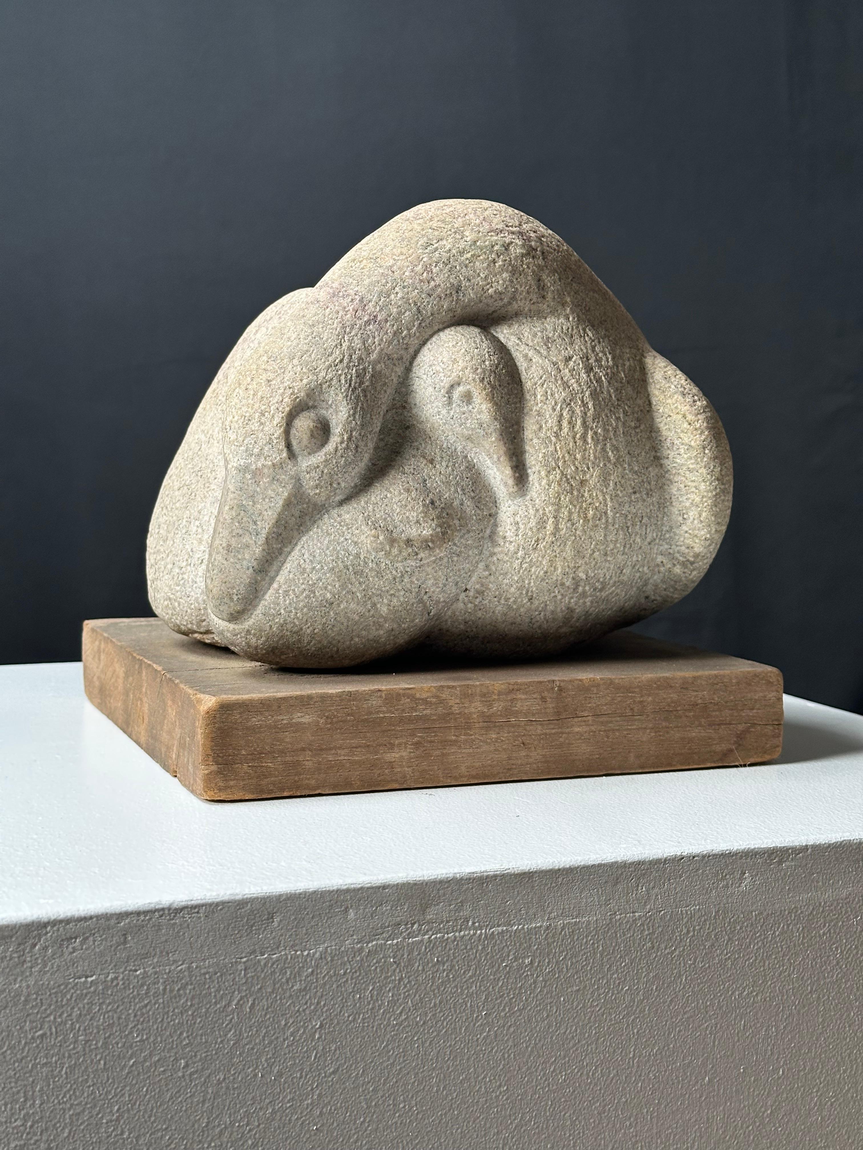 Gosling (Escultura de gansos) - Sculpture Realista de Mark Morrison