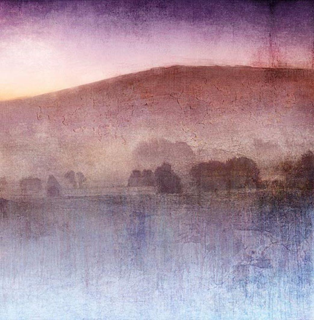 Atardecer Lila - Colorido, Brillante, Atmosférico, Árbol, Naturaleza, Arte Digital - Print de Mark Munroe Preston