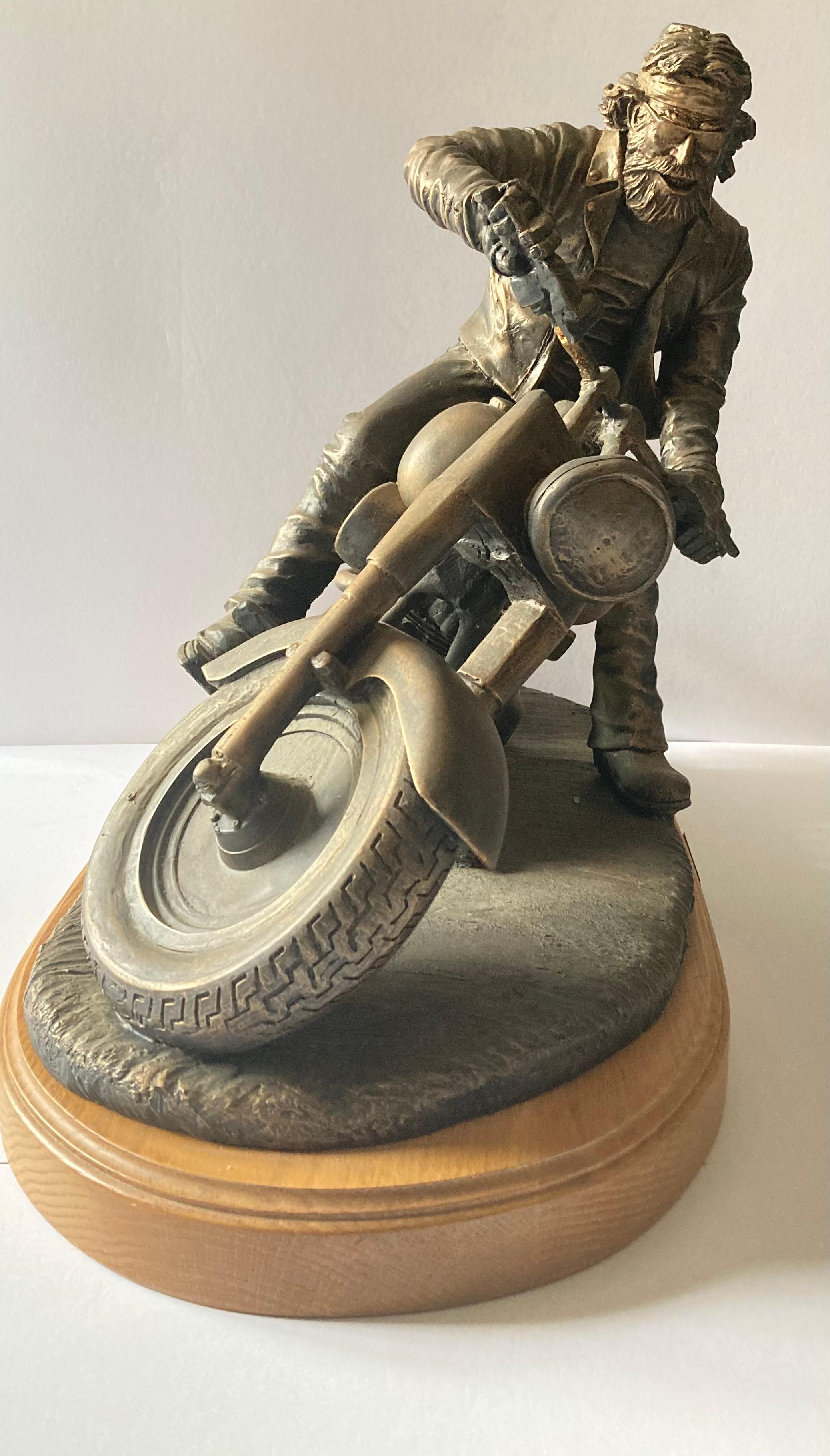 Si tratta di una scultura di Mark Patrick 
