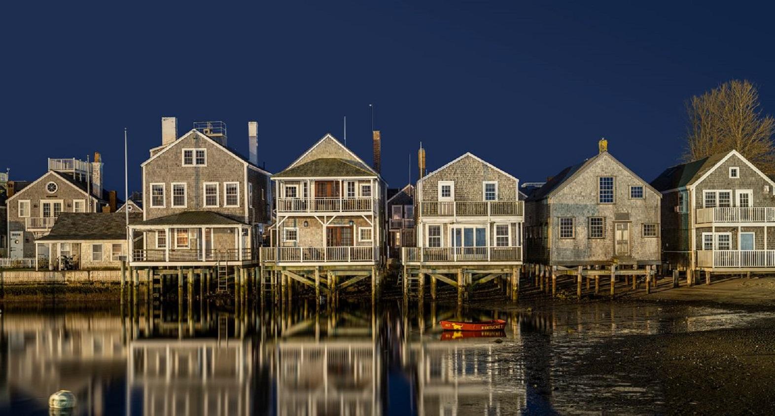 Mark S. Kornbluth Color Photograph – Boat Basin, #1 – Nantucket