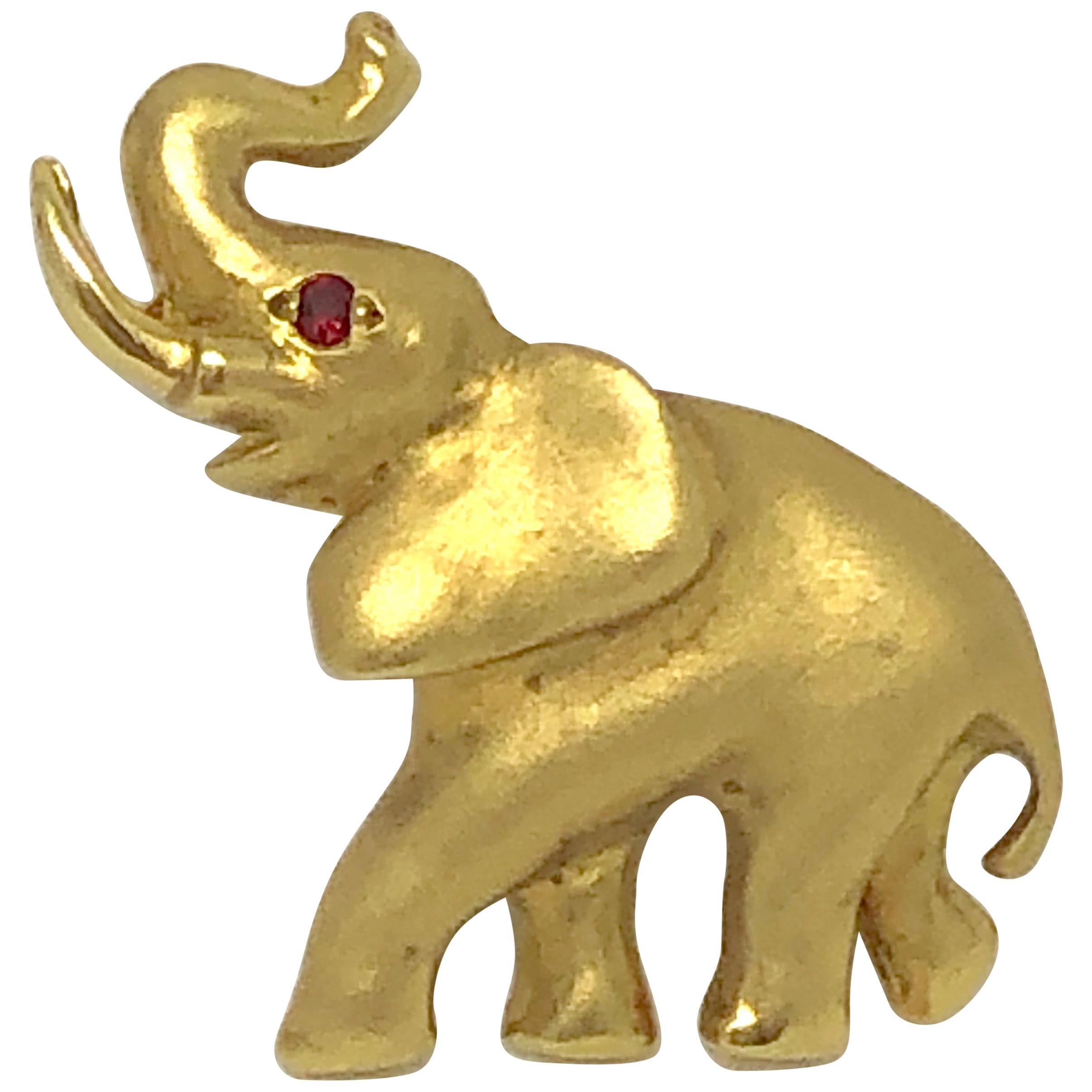 Mark Schneider 18 Karat Yellow Gold and Ruby Elephant Brooch For Sale