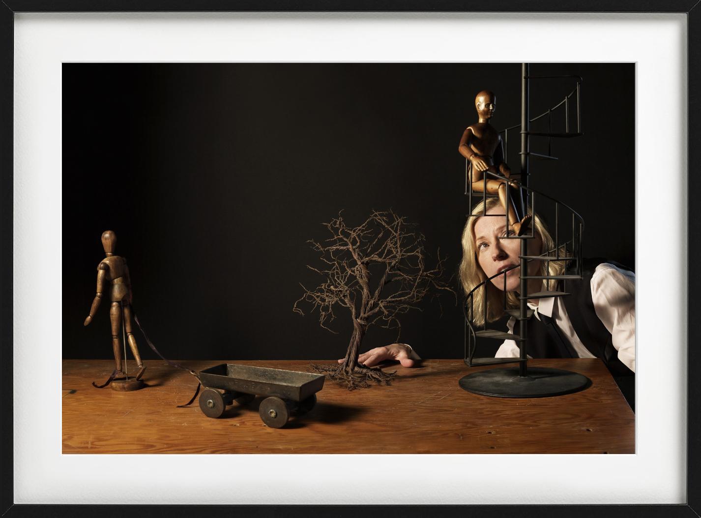 Cindy Shermann photographiée par Mark Selig. 

Tous les tirages sont en édition limitée. Disponible en plusieurs tailles. Encadrement haut de gamme sur demande.

Toutes les impressions sont réalisées et signées par l'artiste. Le collectionneur