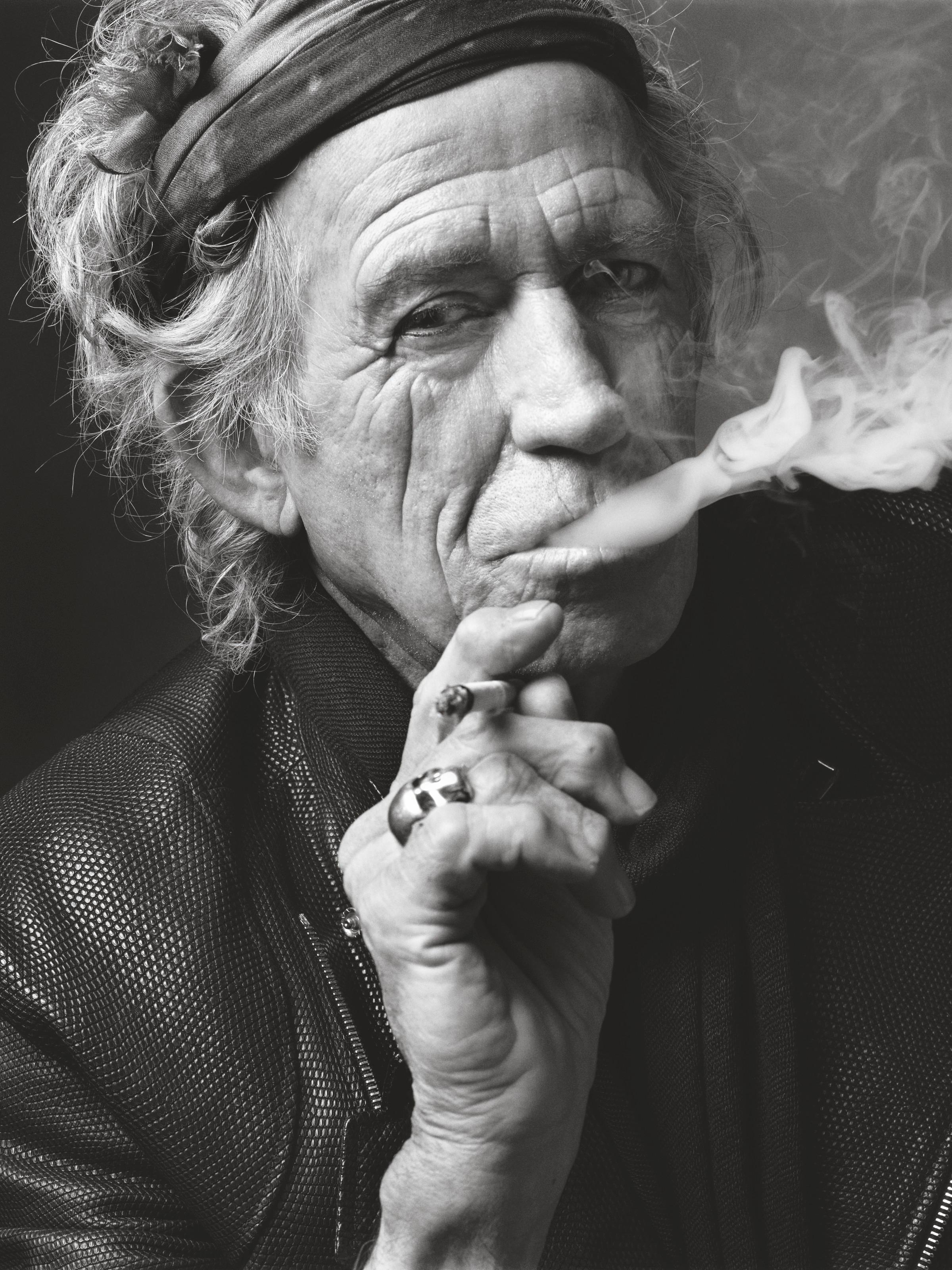 Mark Seliger Portrait Photograph - Keith Richards, Smoking - Black and White Portrait, Fine Art Photography