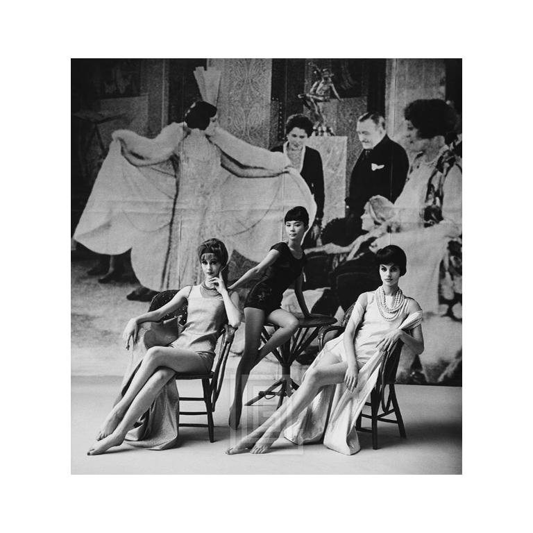 Mark Shaw Black and White Photograph - 1920's Backdrop, Three Girls Lounge, 1961