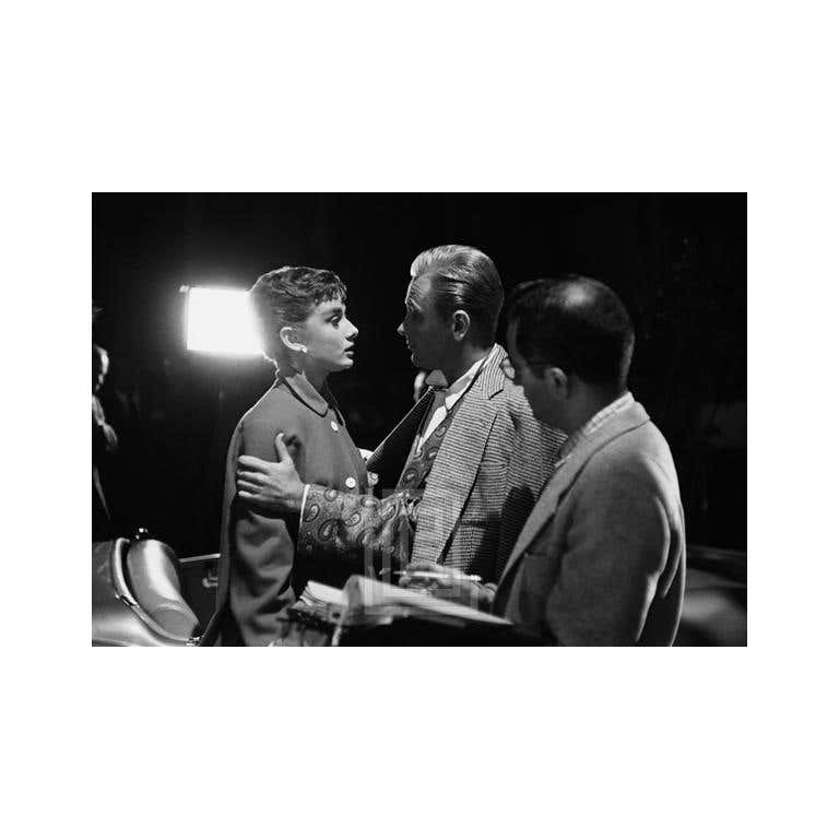 Raghu Rai - Women Pilgrims, Varanasi For Sale at 1stDibs