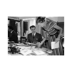Dior, modella con Jean-Claude Donati, 1954