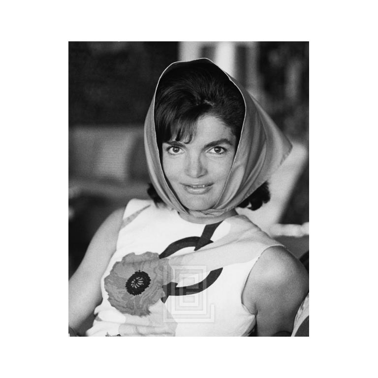 Portrait Photograph de Mark Shaw - Kennedy, Jackie en Palm Beach, 1963