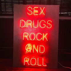 Drugs Sex Drugs Rock and Roll (alcools sexistes)