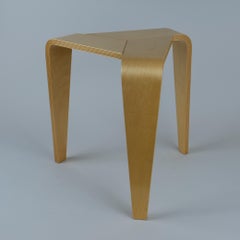 Marke Niskala-Luostarinen Tabouret en bouleau démontable, Oy Stockmann Ab, années 1950