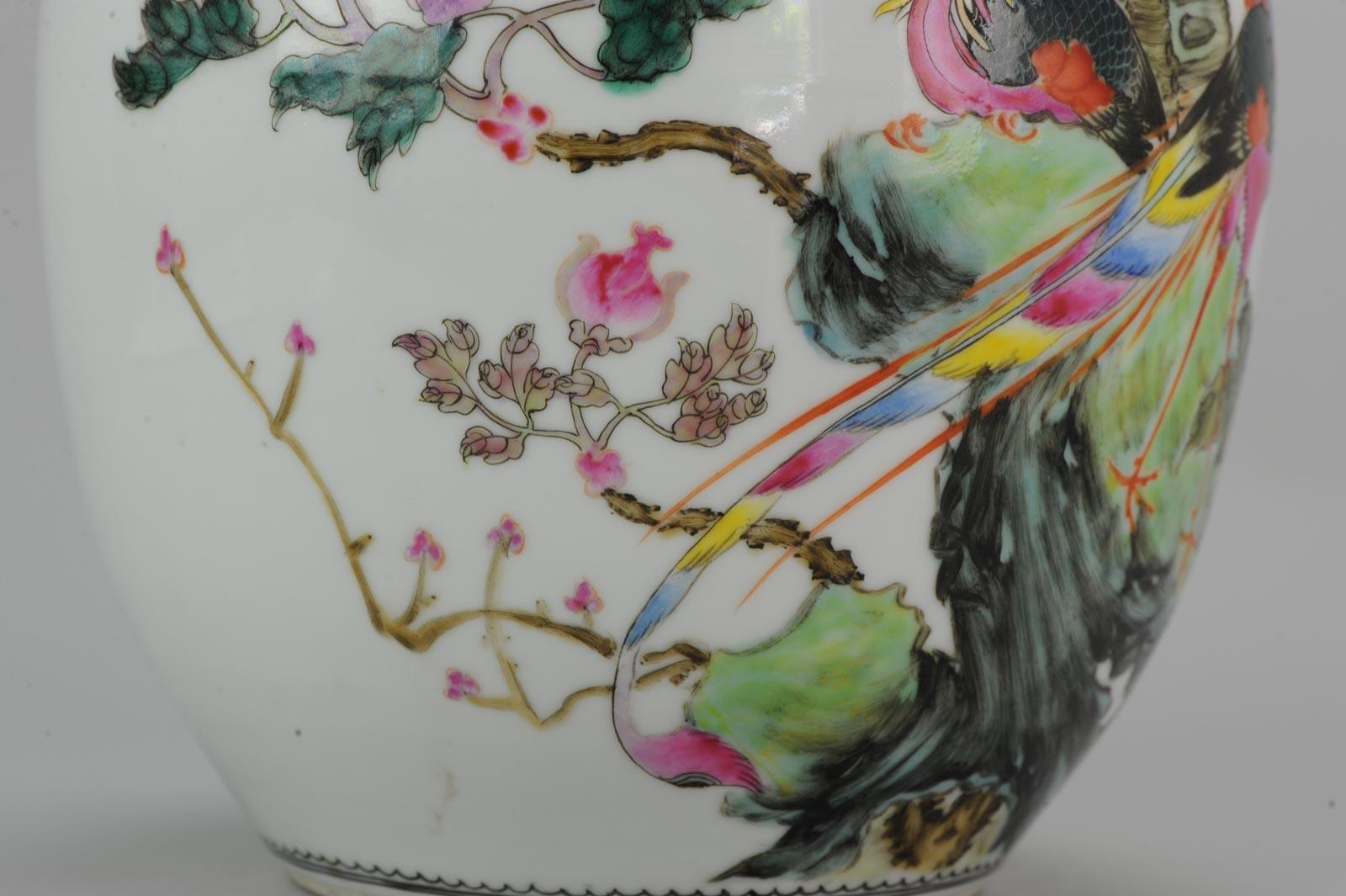 Gekennzeichnetes chinesisches Porzellanglas  1930er-1960er Proc-Vase Fenghuang- Kalligraphie im Angebot 8