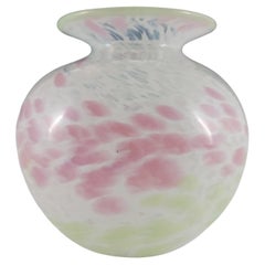 Vase rose, vert et blanc Kerry Glass / Michael Harris