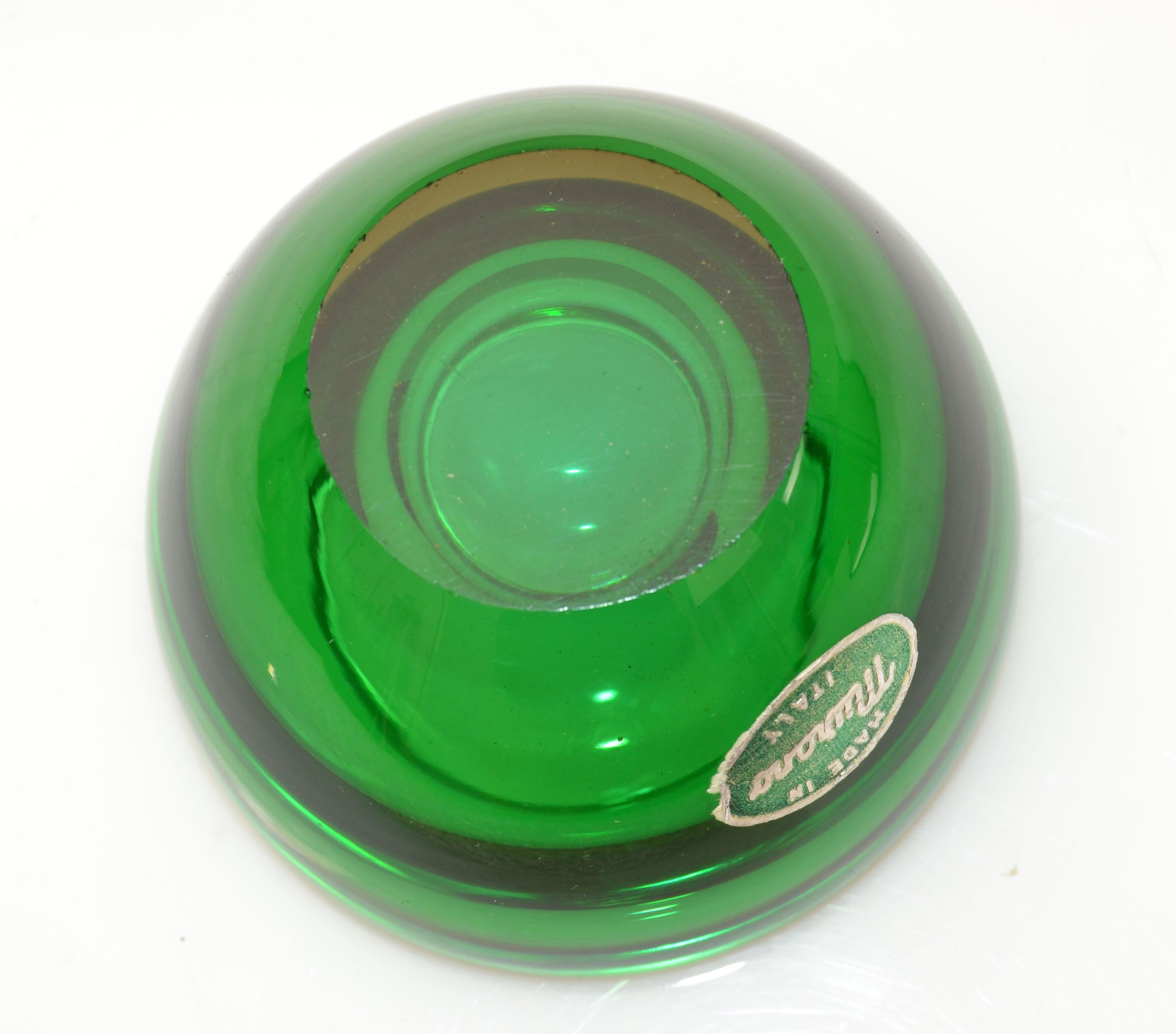 Marked Murano Art Glass Round Amber & Green Blown Glass Catchall Bowl Italy 1960 In Good Condition For Sale In Miami, FL