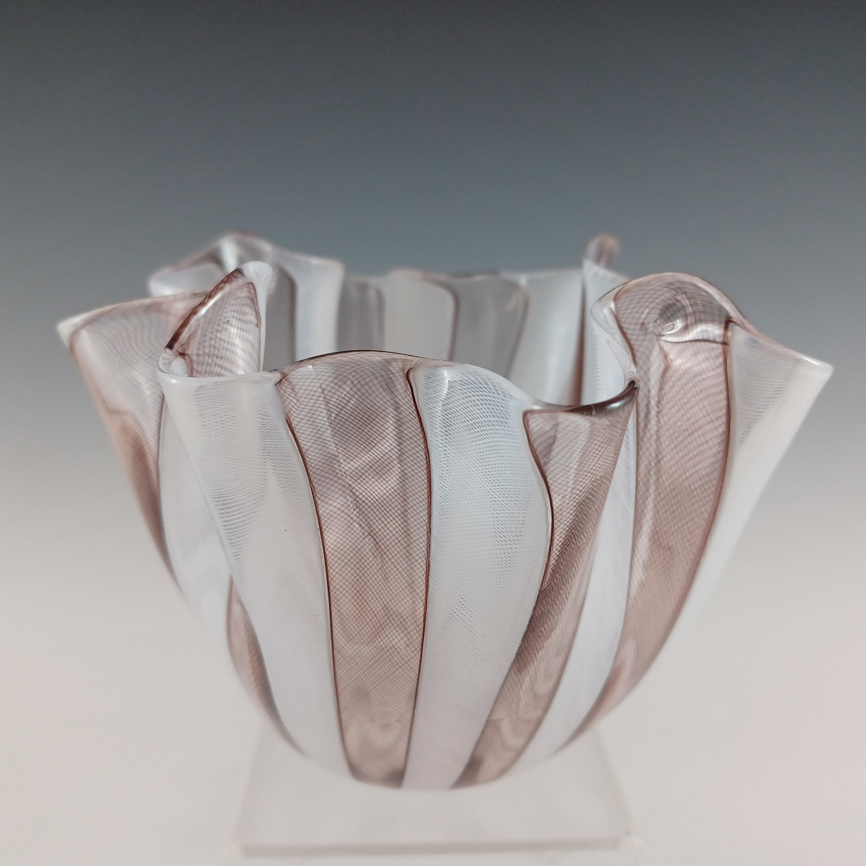 italien MARKED Venini Murano Purple & White Glass Zanfirico Fazzoletto Vase en vente