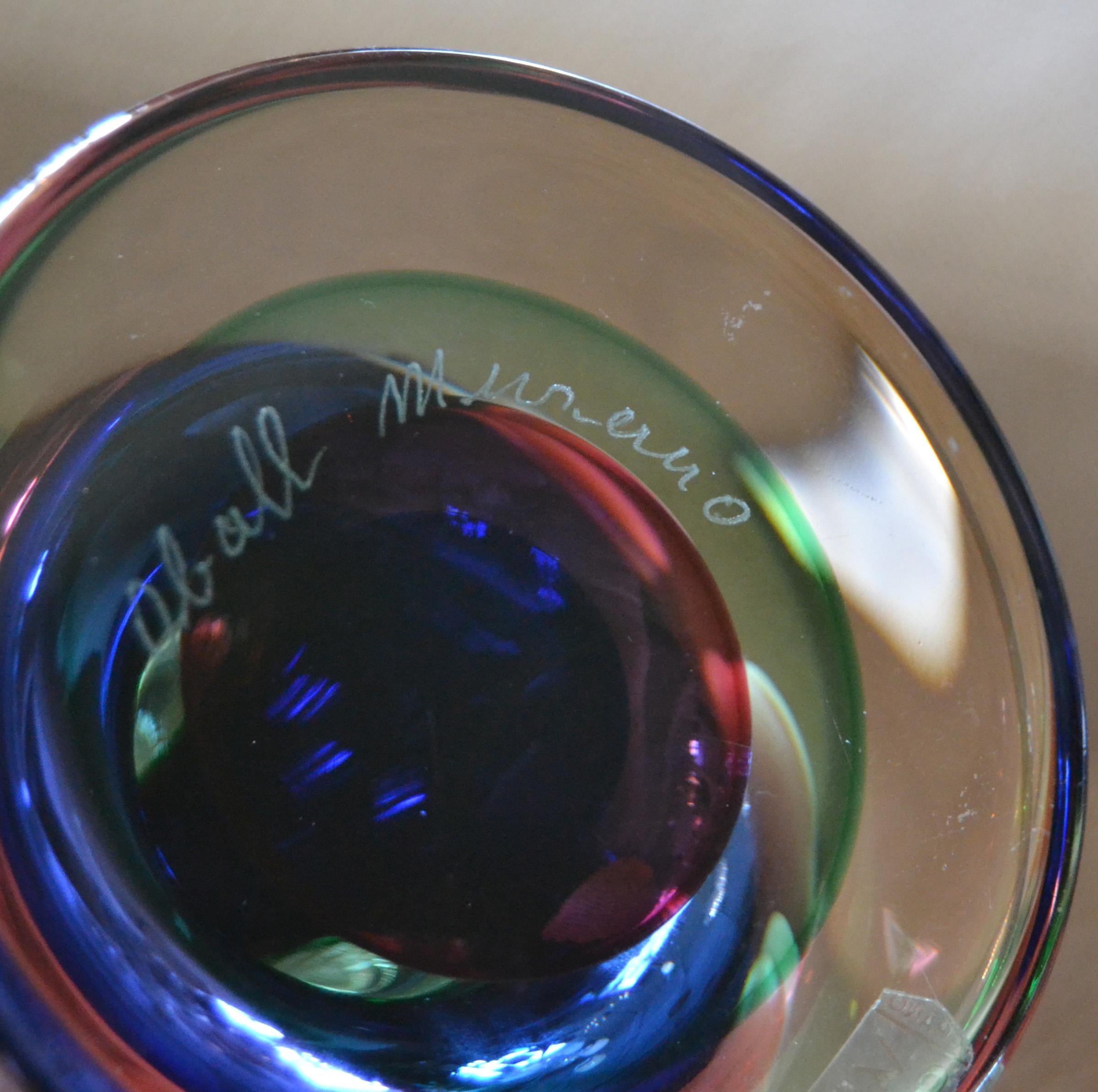 Marked Vetreria Artistica Oball Murano Art Glass Multi-Color Paperweight Italy In Good Condition For Sale In Miami, FL
