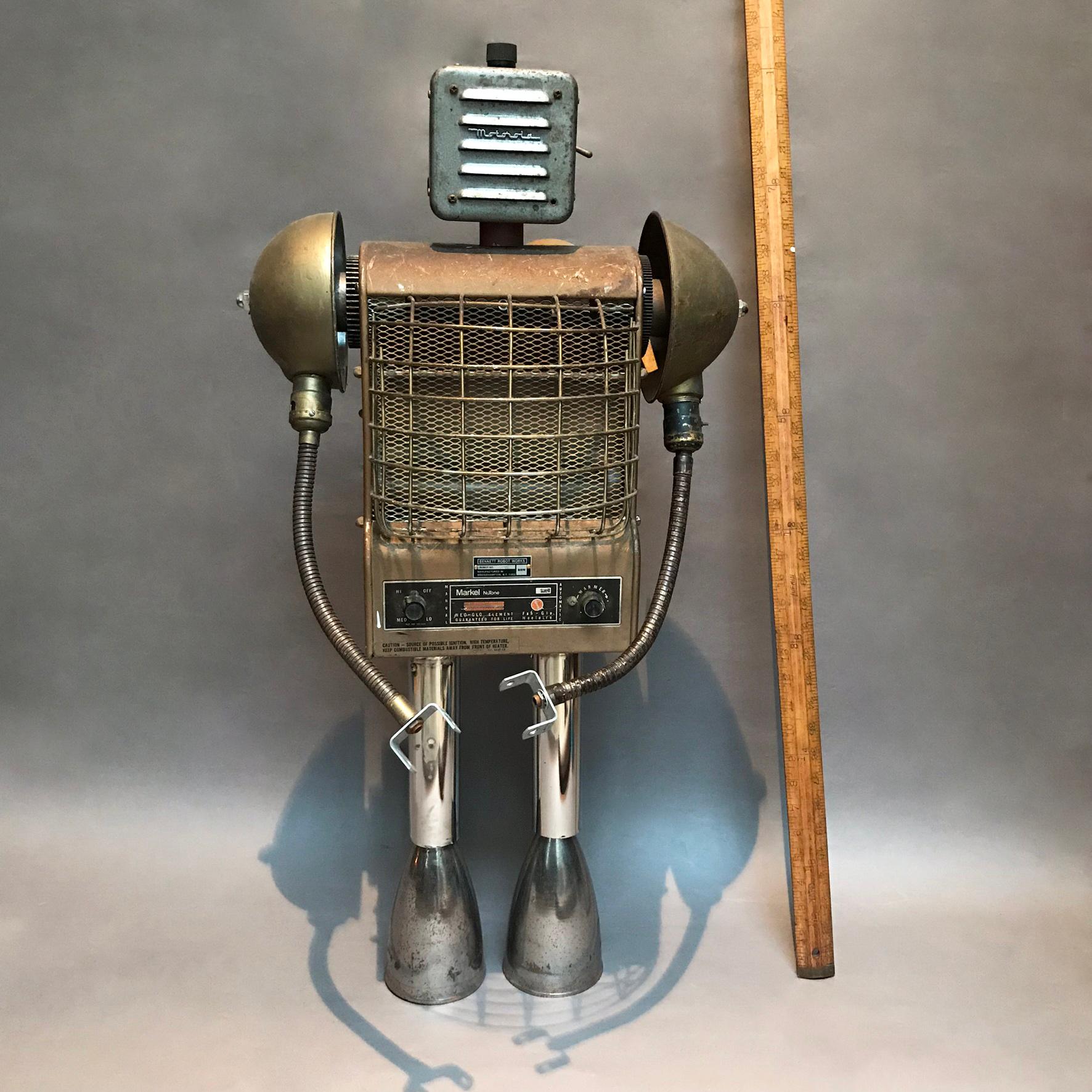 Custom robot sculpture named Markel by Bennett Robot Works, Brooklyn, NY

Bennett Robot Works, robot sculptures created by Gordon Bennett, are composed of found, vintage objects used in their unaltered entirety. They are inspired by Norman Bel