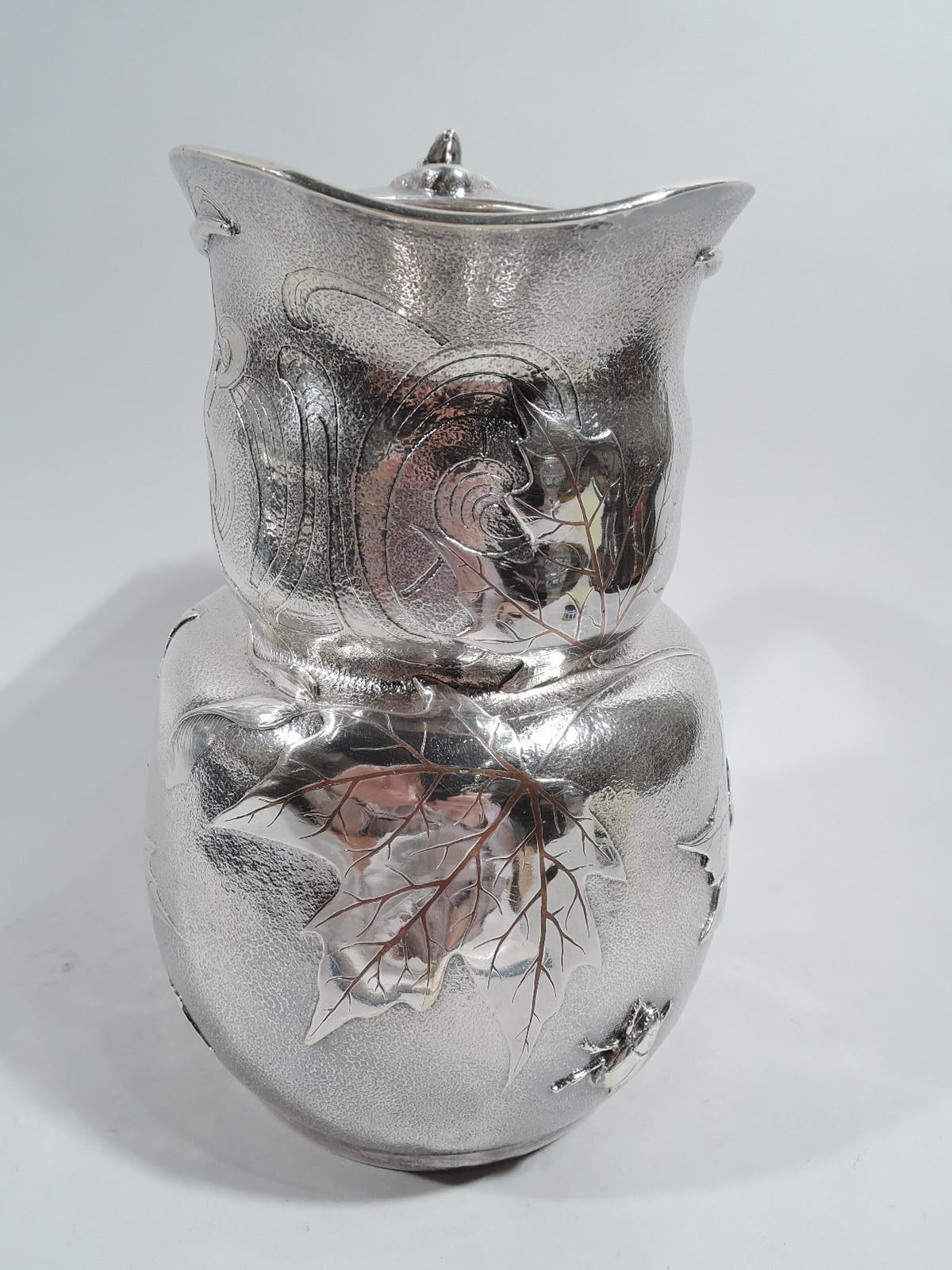 Market-Fresh Tiffany Mixed Metal Frosch & Käfer Wasserkrug aus Metall im Zustand „Hervorragend“ im Angebot in New York, NY