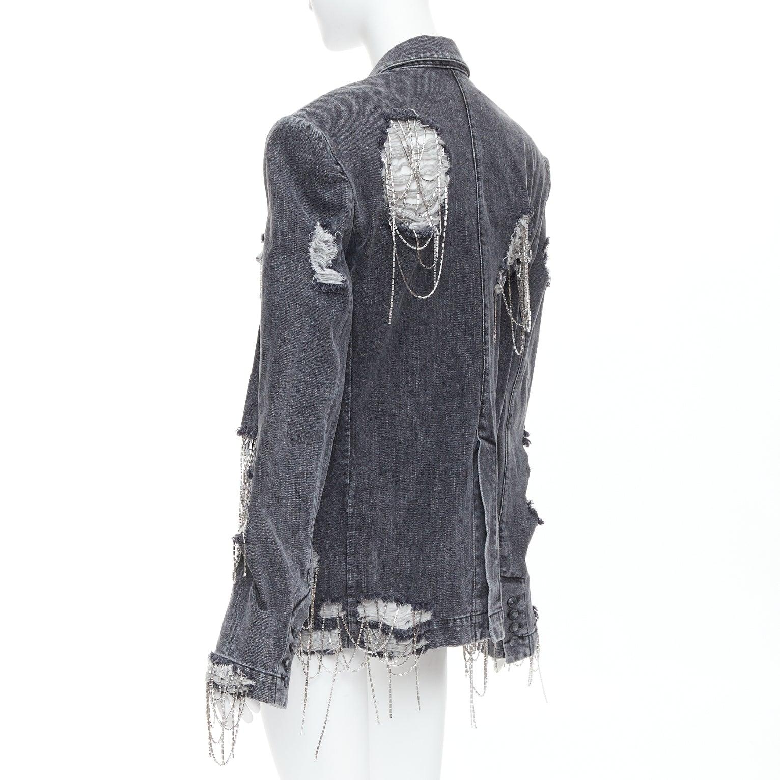 MARKGONG blazer grigio in denim con catena e perline trasparenti FR36 S in vendita 2