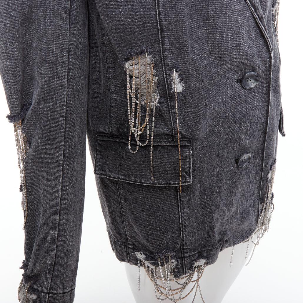 MARKGONG blazer grigio in denim con catena e perline trasparenti FR36 S in vendita 3