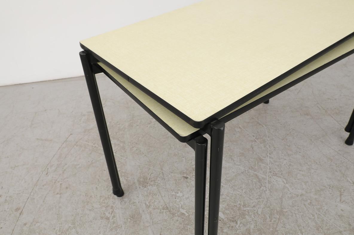 Mesa de trabajo industrial apilable Marko con tablero de fórmica y base antracita en venta 9