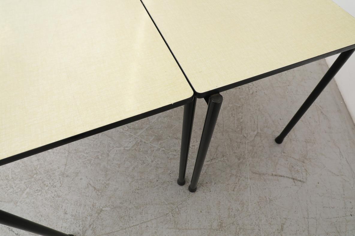 Mesa de trabajo industrial apilable Marko con tablero de fórmica y base antracita en venta 12