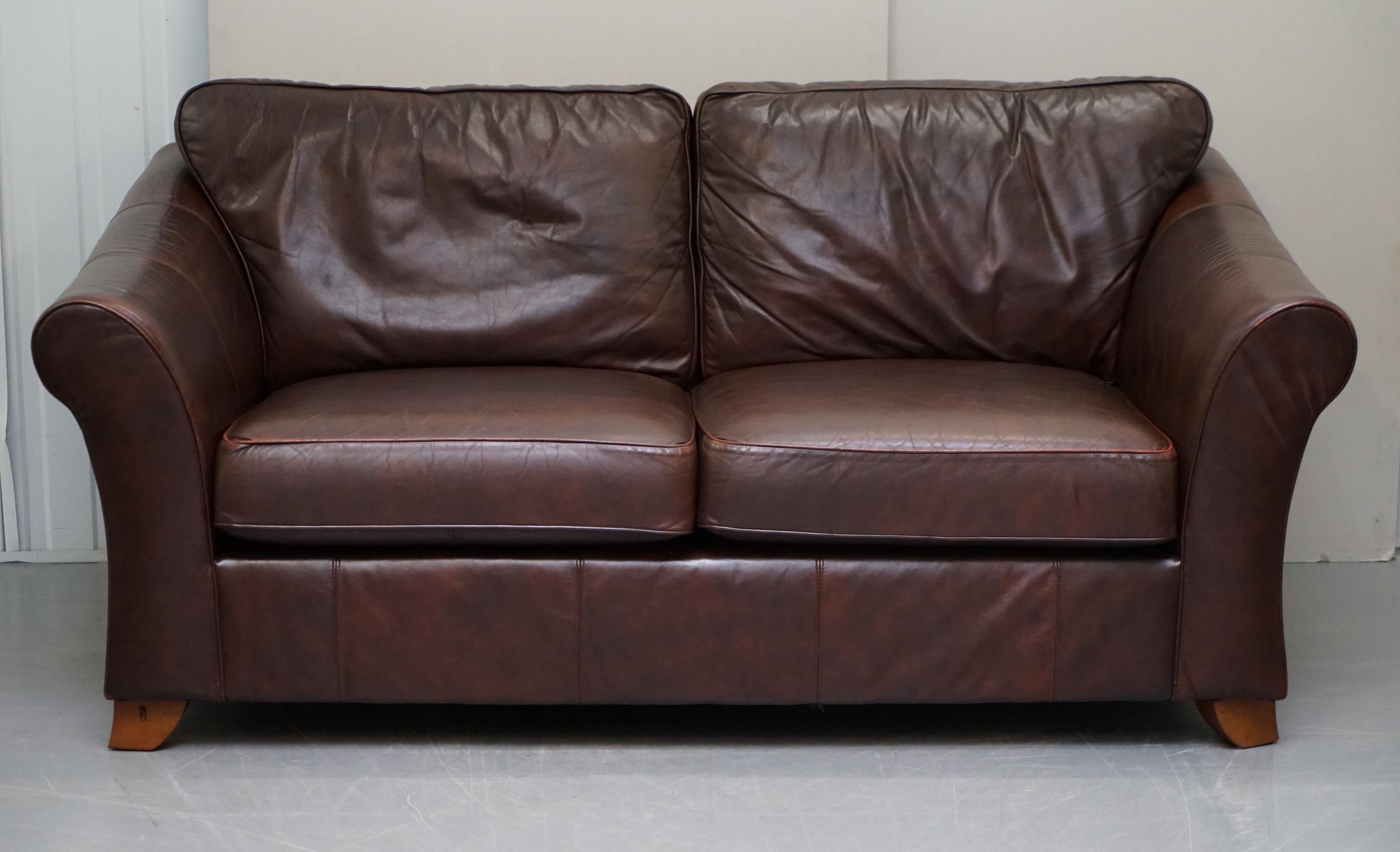 Marks & Spnecers Abbey Brown Leder Sofa Teil der Suite mit Sesseln (Art déco) im Angebot