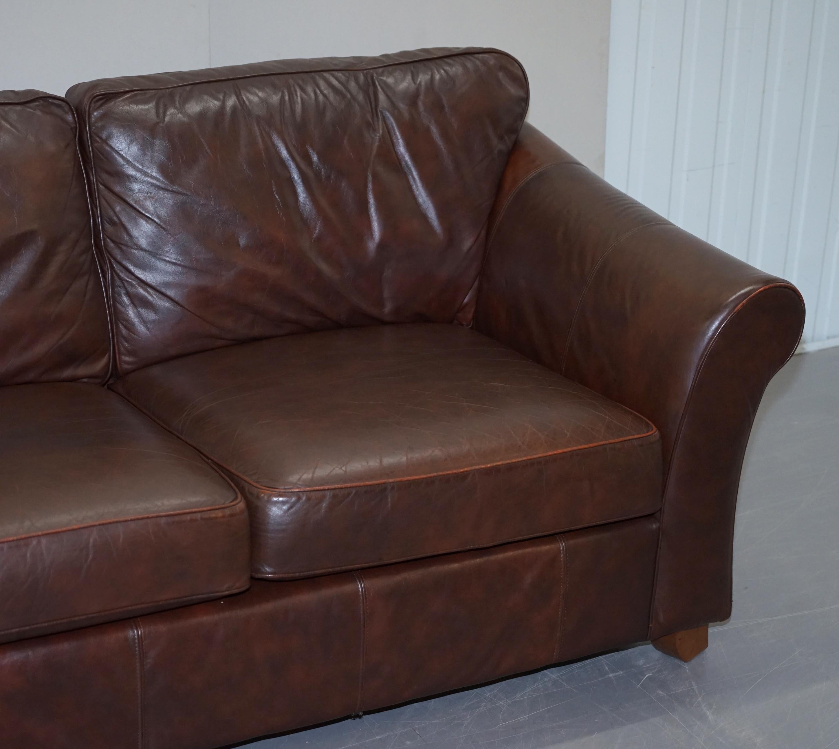 Marks & Spnecers Abbey Brown Leder Sofa Teil der Suite mit Sesseln (Handgefertigt) im Angebot