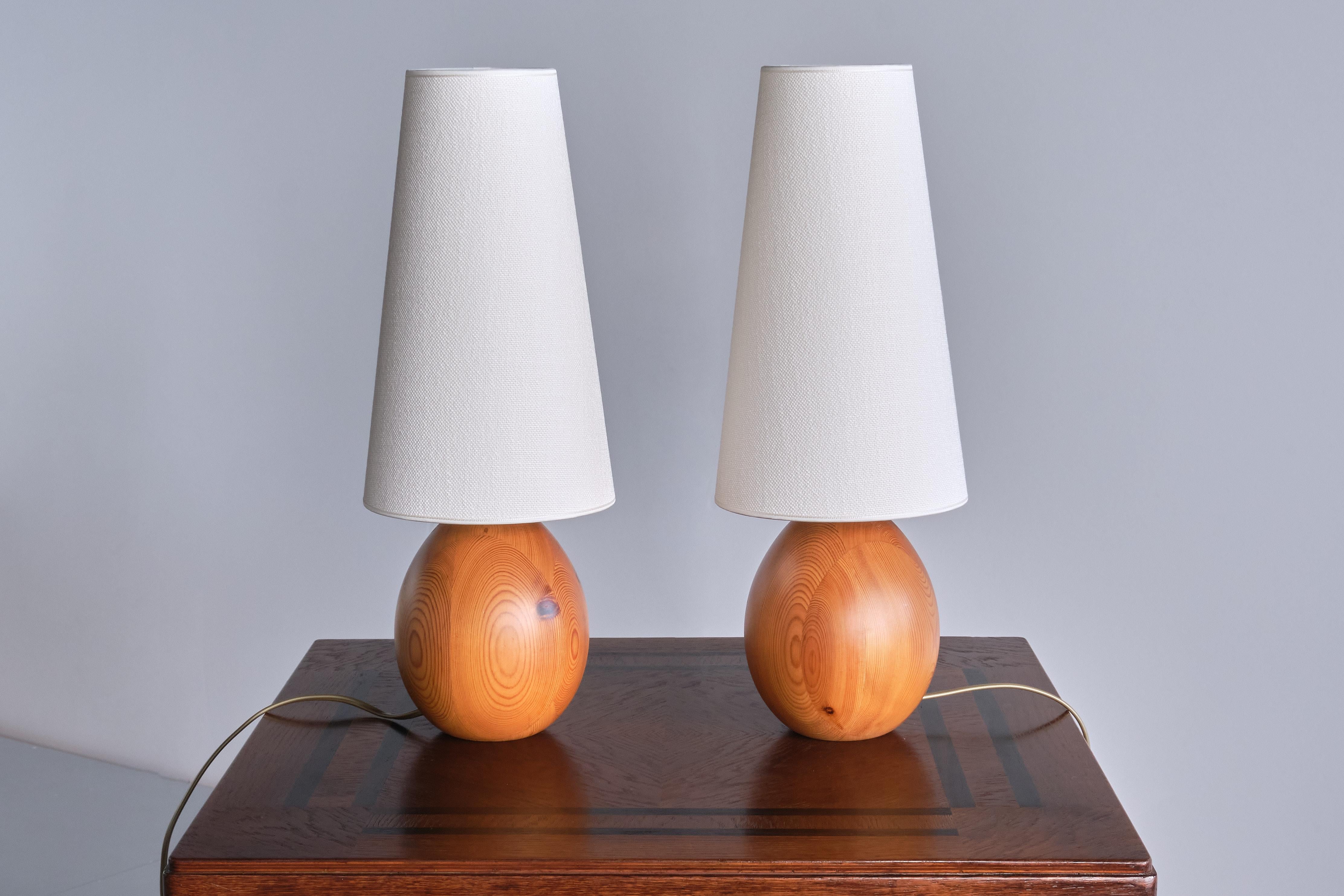 Markslöjd Pair of Oval Table Lamps in Solid Pine, Organic Modern, Sweden, 1960s 5