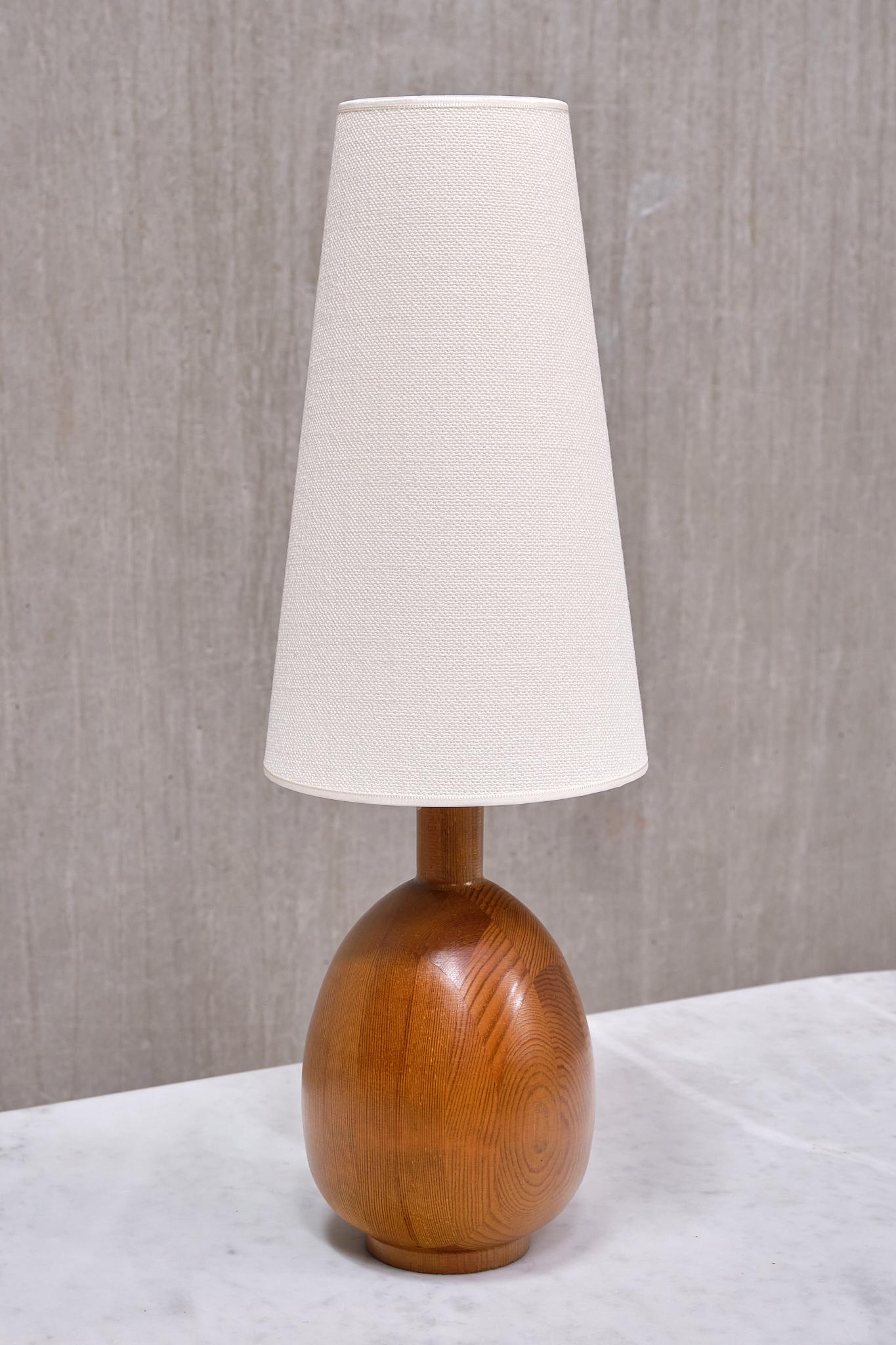 Markslöjd Paire de lampes de table ovales en pin massif, The Modernity, Suède, années 1960 en vente 4