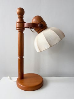 Lampada da tavolo scultorea in pino Markslöjd, Svezia, anni '80