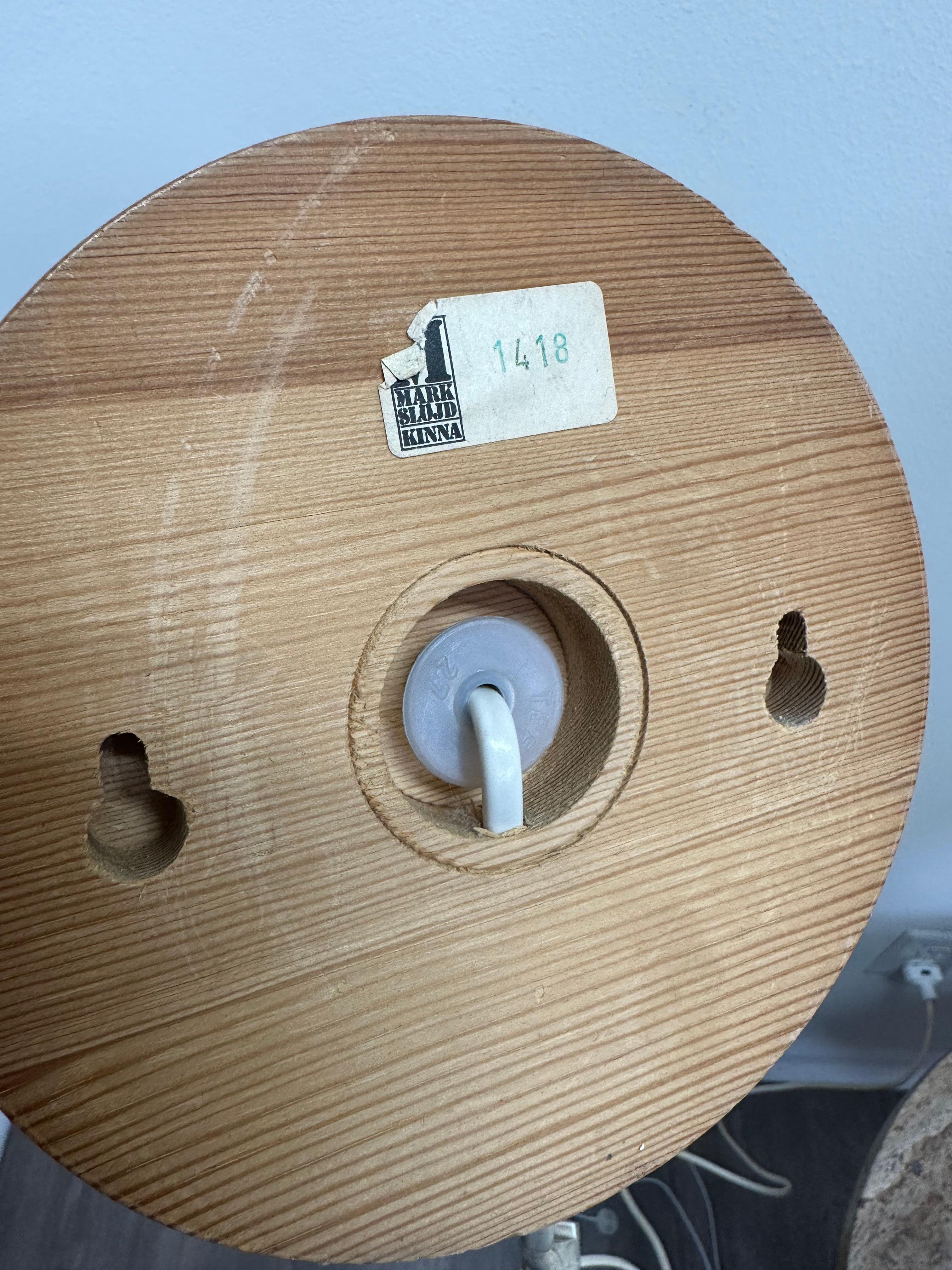 Markslöjd Svezia, applique o sconsiderata lampada da parete in pino in vendita 5