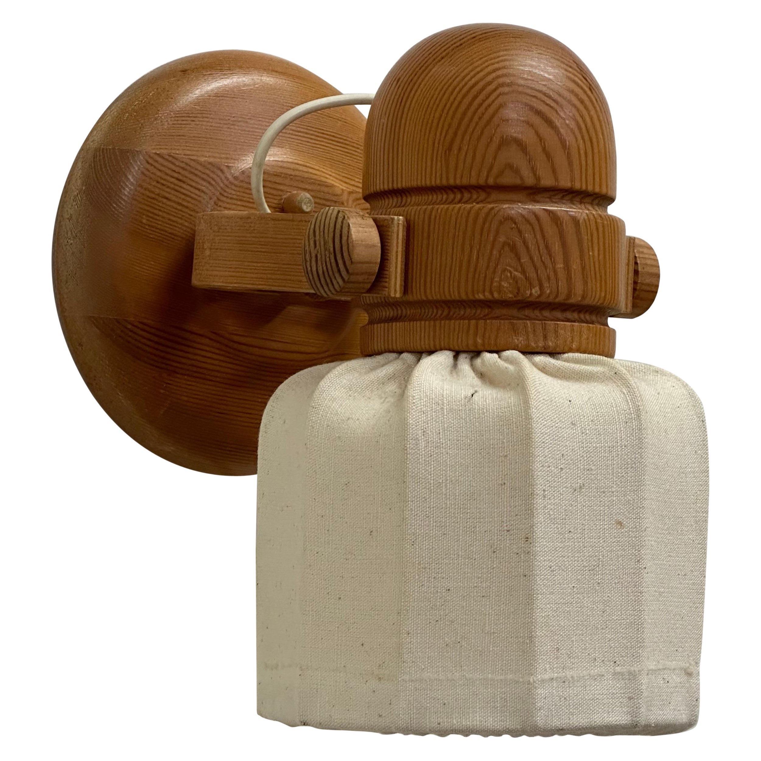 Markslöjd Sweden Pine Sconce or Wall Light (applique ou luminaire mural) en vente