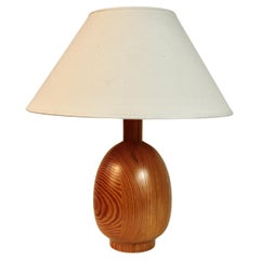 Markslöjd, lampe de table, pin massif, Suède, vers 1970