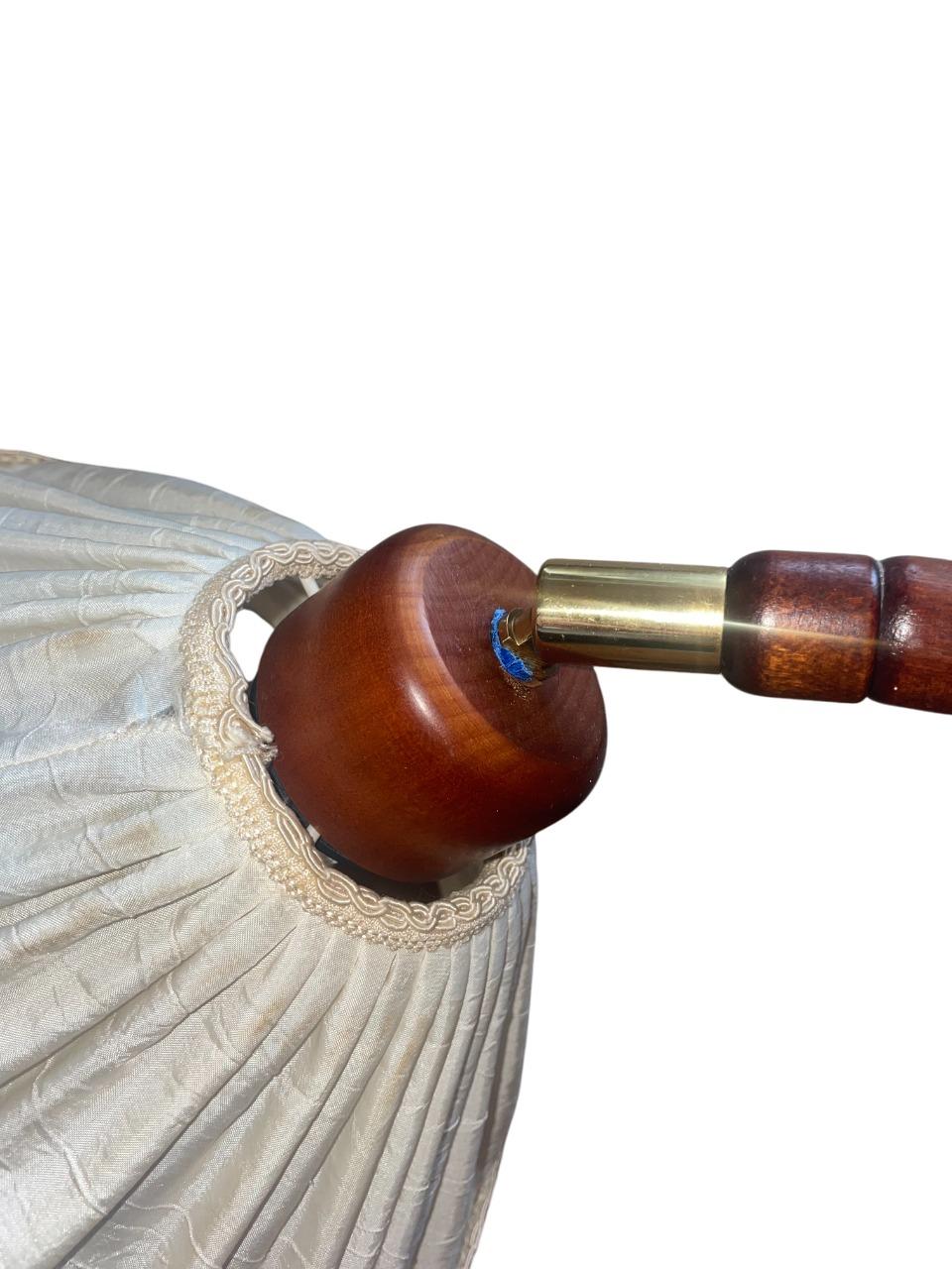 Mid-Century Modern Markslöjd Lampe à poser en pin - ''col de cygne'' Modernité suédoise années 1970 en vente