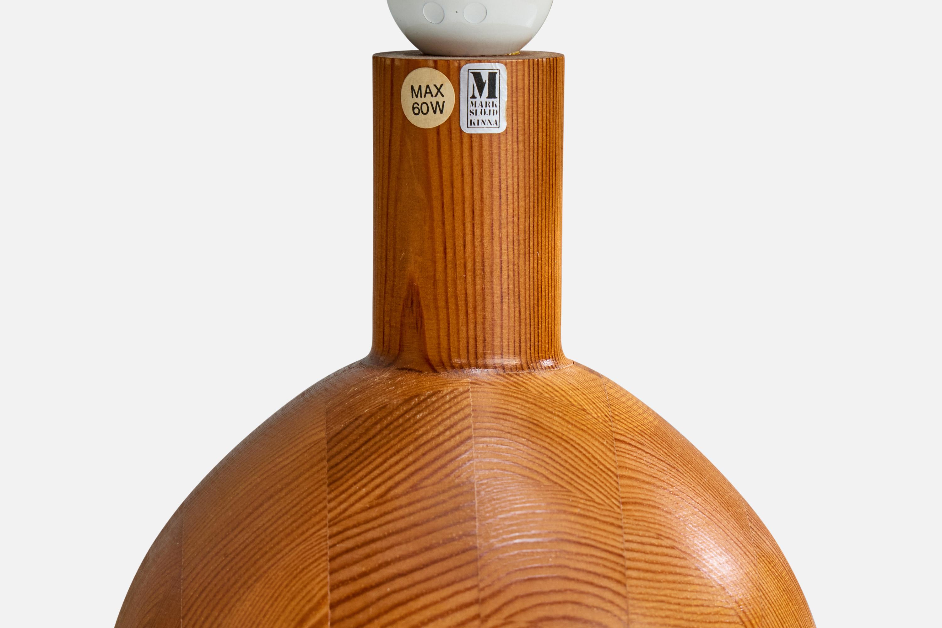 Fine XX secolo Markslöjd, Lampade da tavolo, Pino, Svezia, anni '1980 in vendita