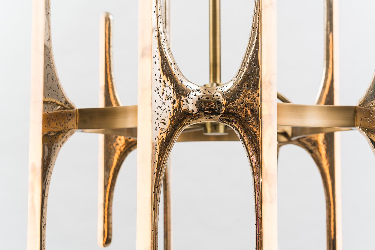 Lustre à 5 bras en bronze Wormed de Markus Haase, DE Neuf - En vente à New York, NY