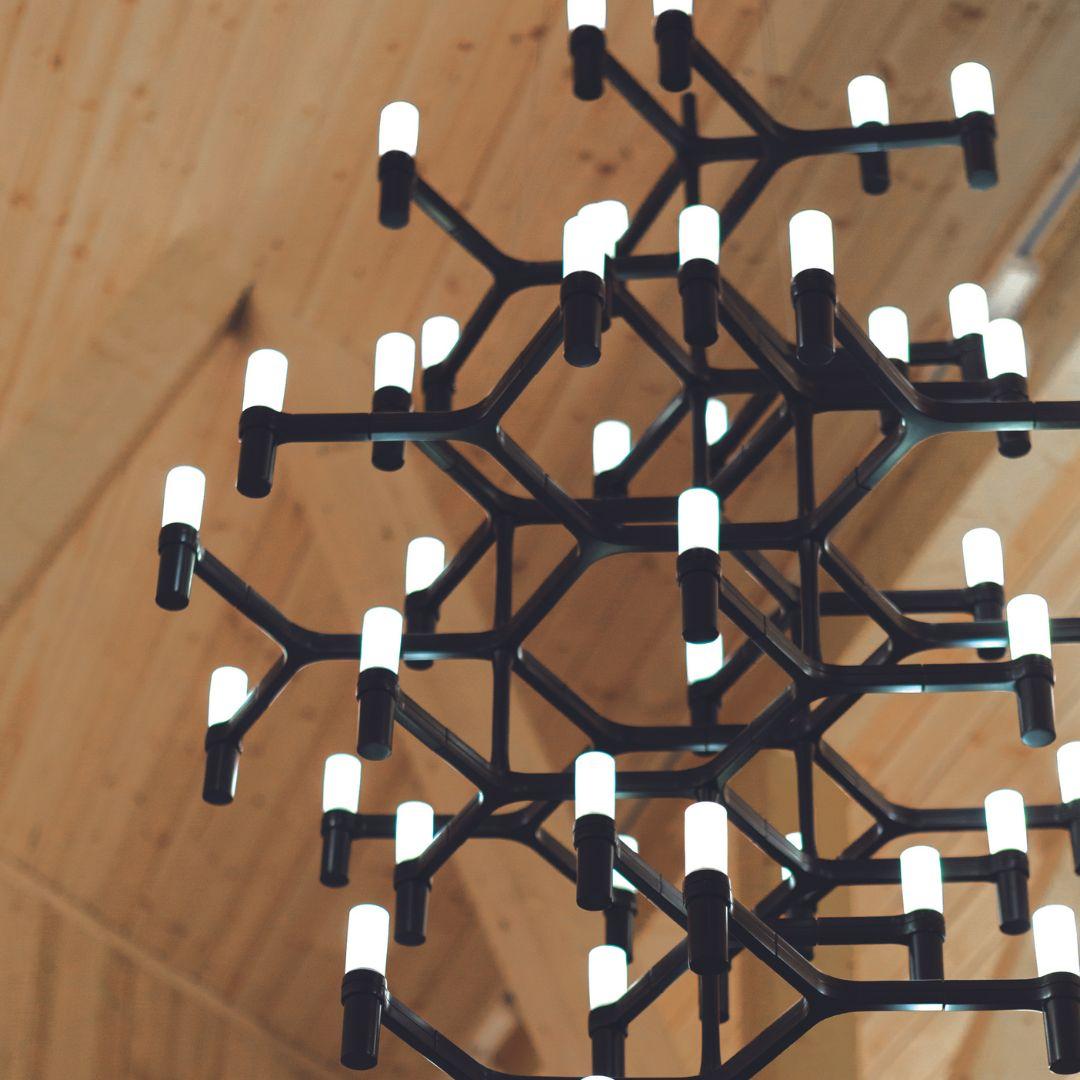 Markus Jehs & Jürgen Laub Lustre 'Crown Summa' en aluminium poli pour Nemo Neuf - En vente à Glendale, CA