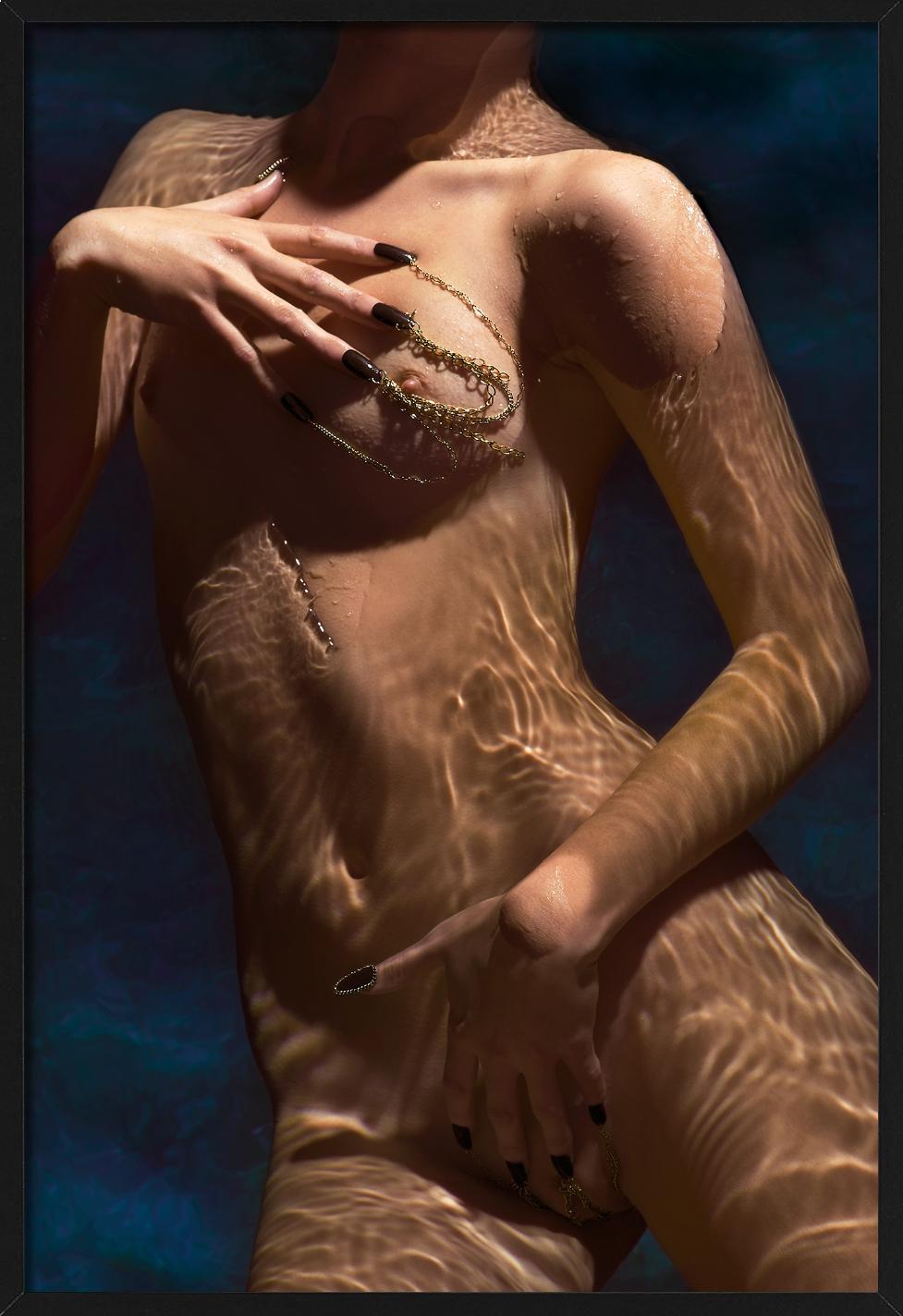 Nudi, catene Klinko e Lee, Fotografia d'arte in vendita 2
