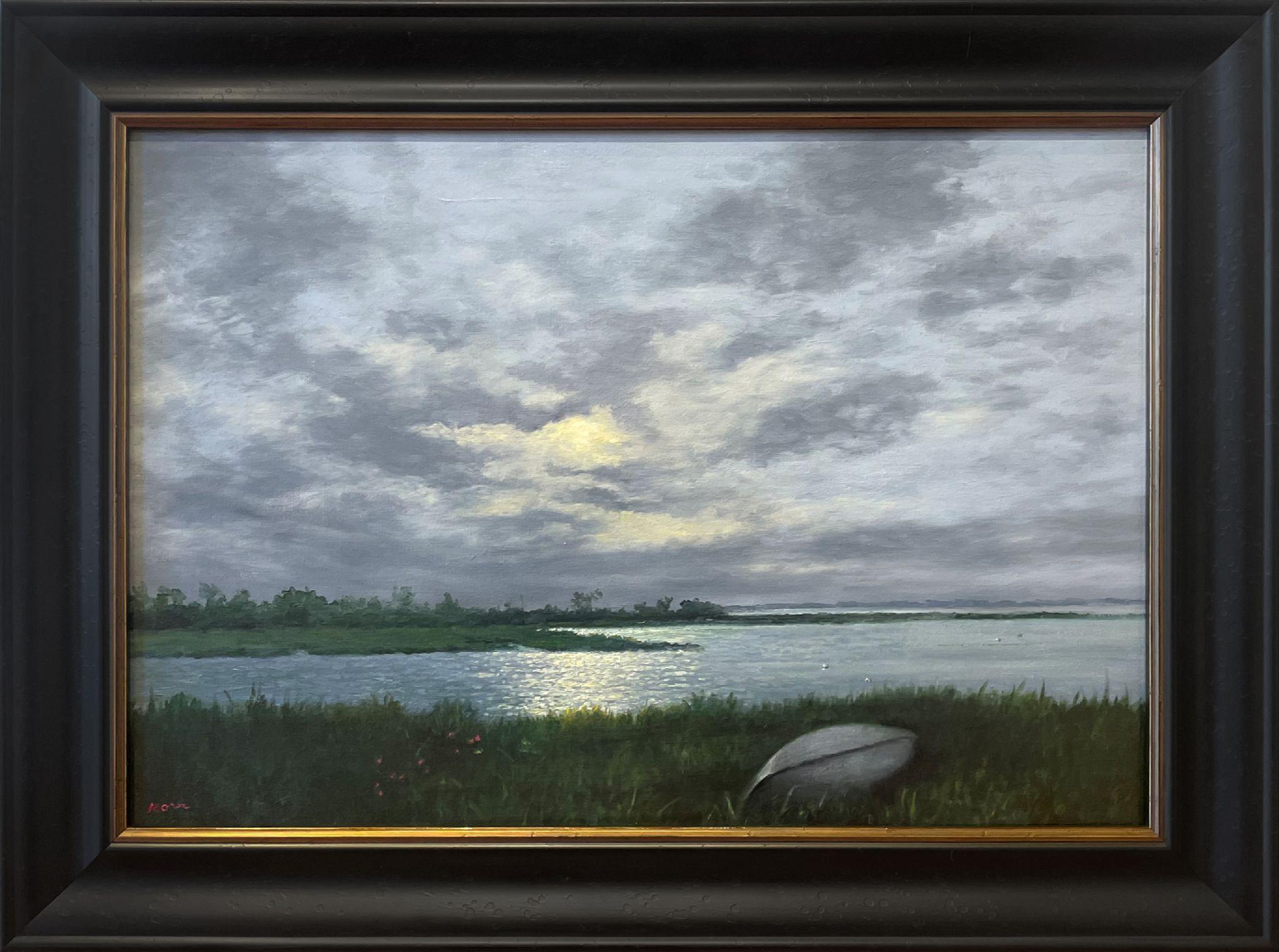 Sonnenuntergang durch Wolken – Painting von Marla Korr