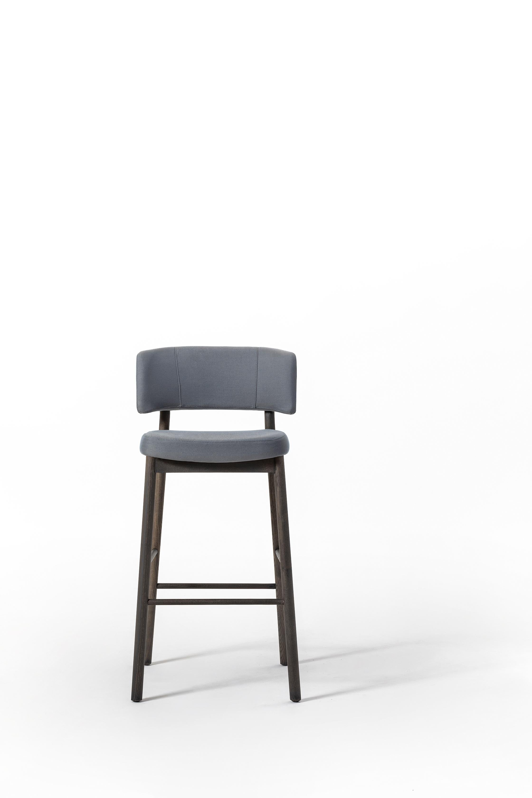 Modern Marlen 0153-LE Stool, Bar Stool, Grey, Home, Contract, Fast-Food, Wood, Fabric For Sale