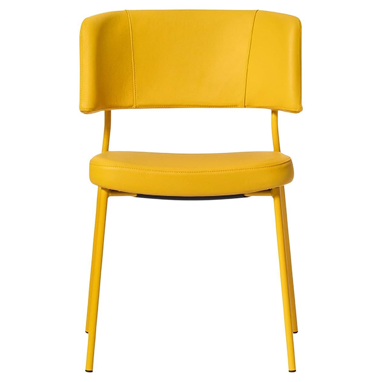 Chaise en métal et cuir jaune Marlen Met Im par EP Studio en vente