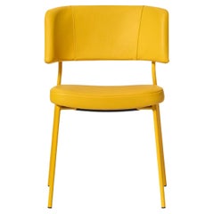 Chaise en métal et cuir jaune Marlen Met Im par EP Studio