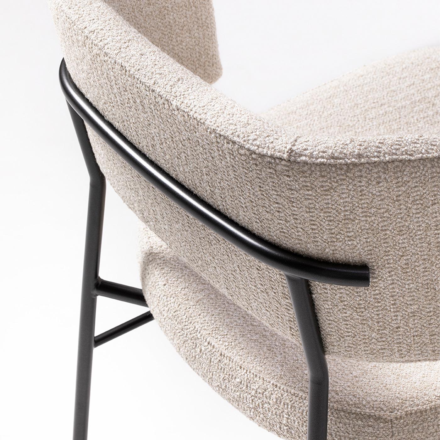 Contemporary Marlen White Fabric & Black Metal Lounge Chair by EP Studio For Sale
