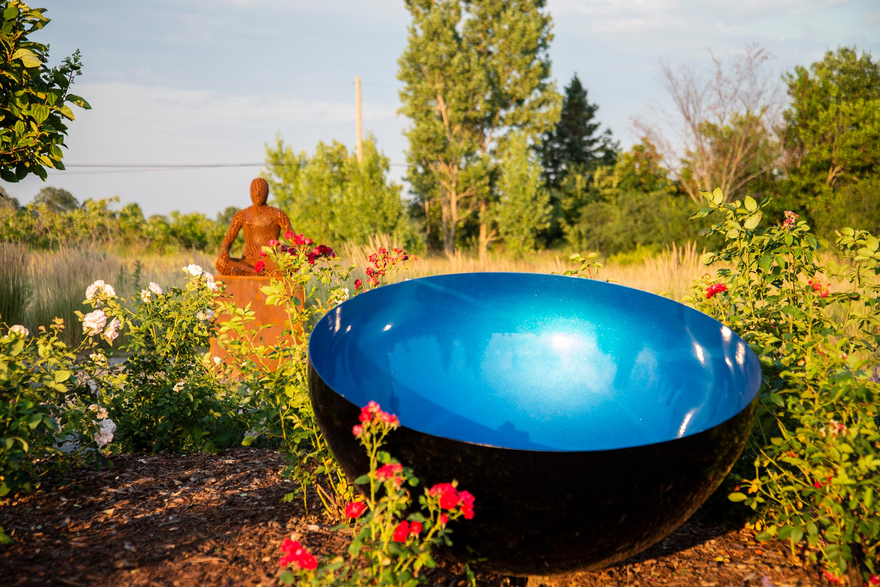Singing Bowl Cerulean Sky Large - outdoor steel sculpture in blue & red - Sculpture by Marlene Hilton Moore