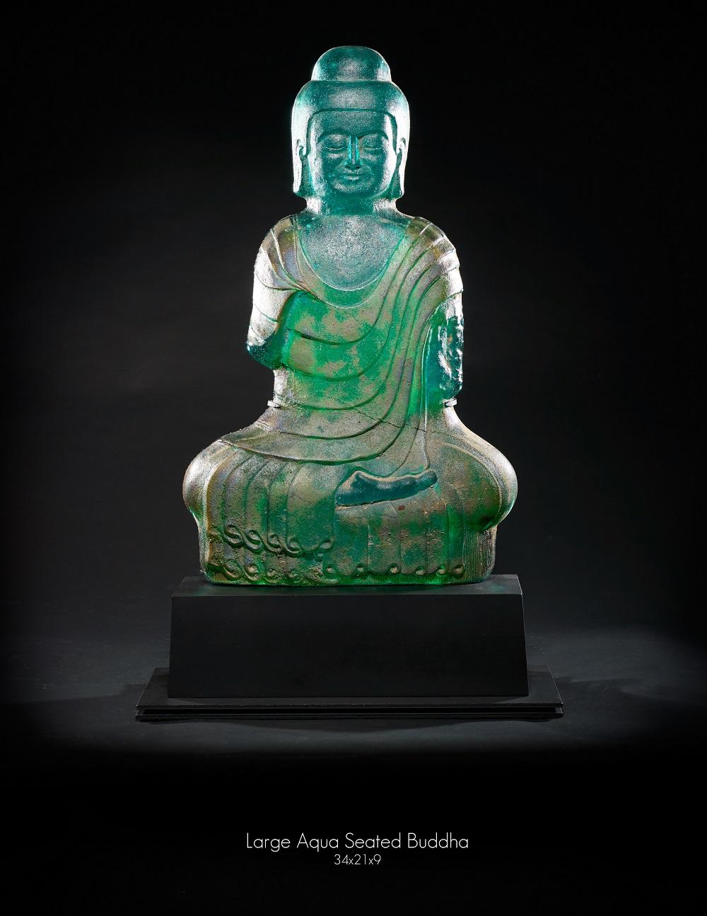 Figurative Sculpture de Marlene Rose - Buda sentado en el agua