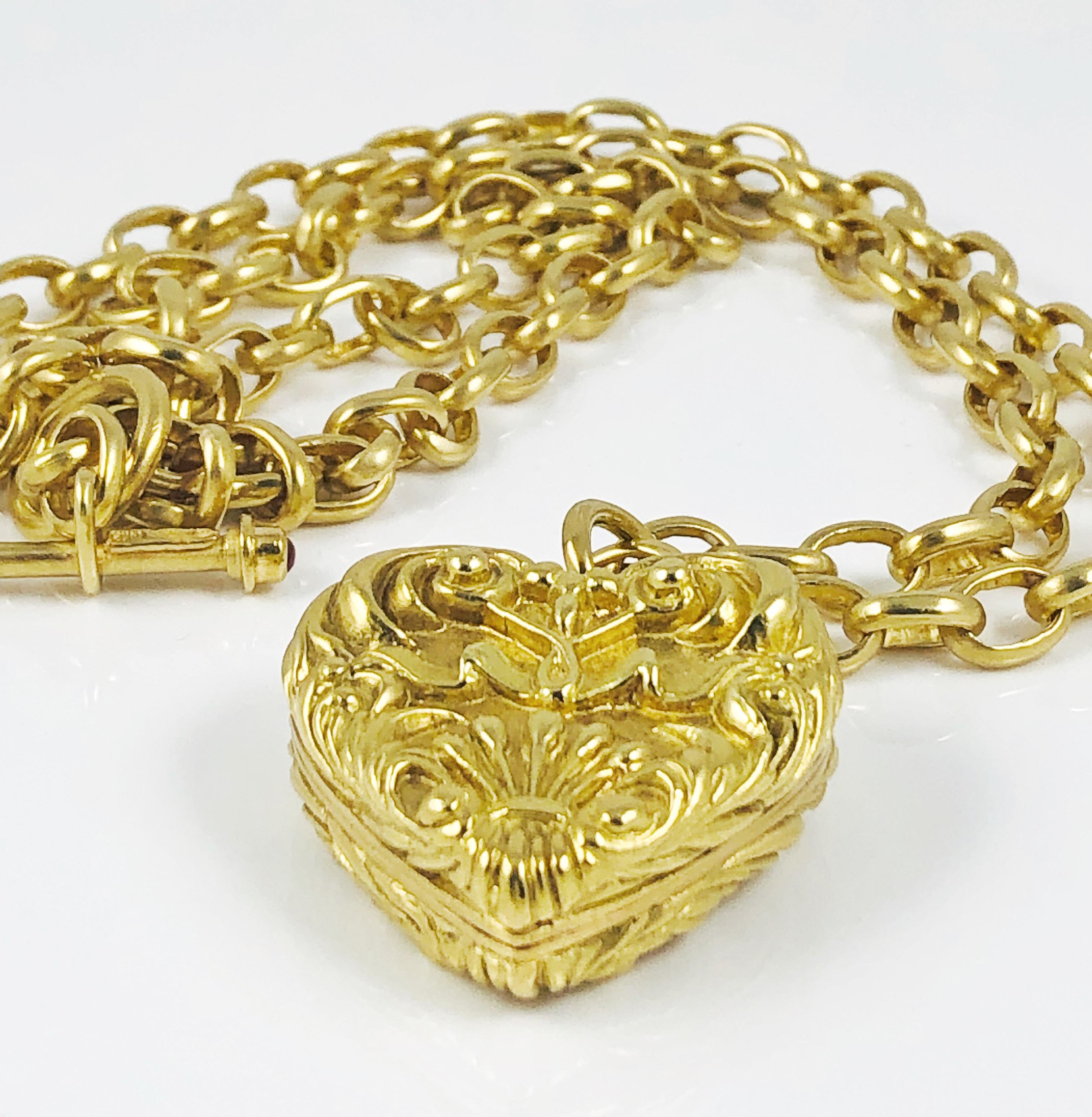 Marlene Stowe 18 Karat Yellow Gold Heart Pendant and Link Chain In Excellent Condition In Birmingham, AL